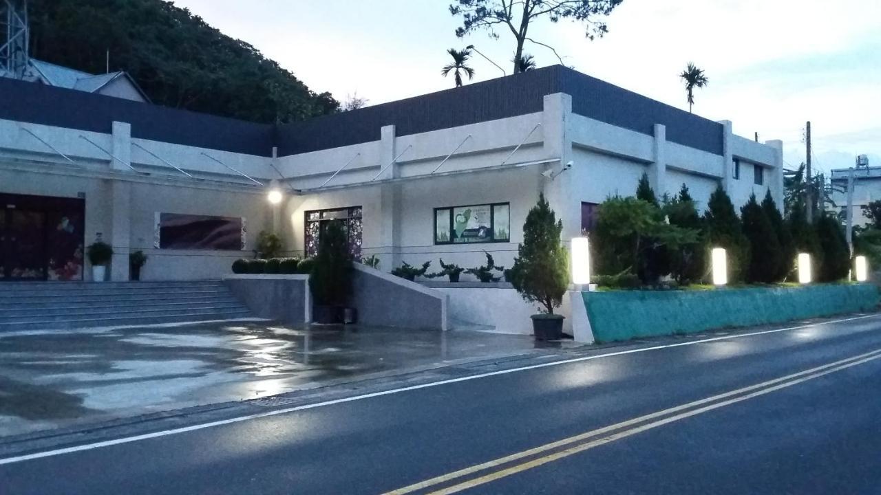 Sun Moon Lake Jinlongshan Bnb Yuchi Exteriér fotografie